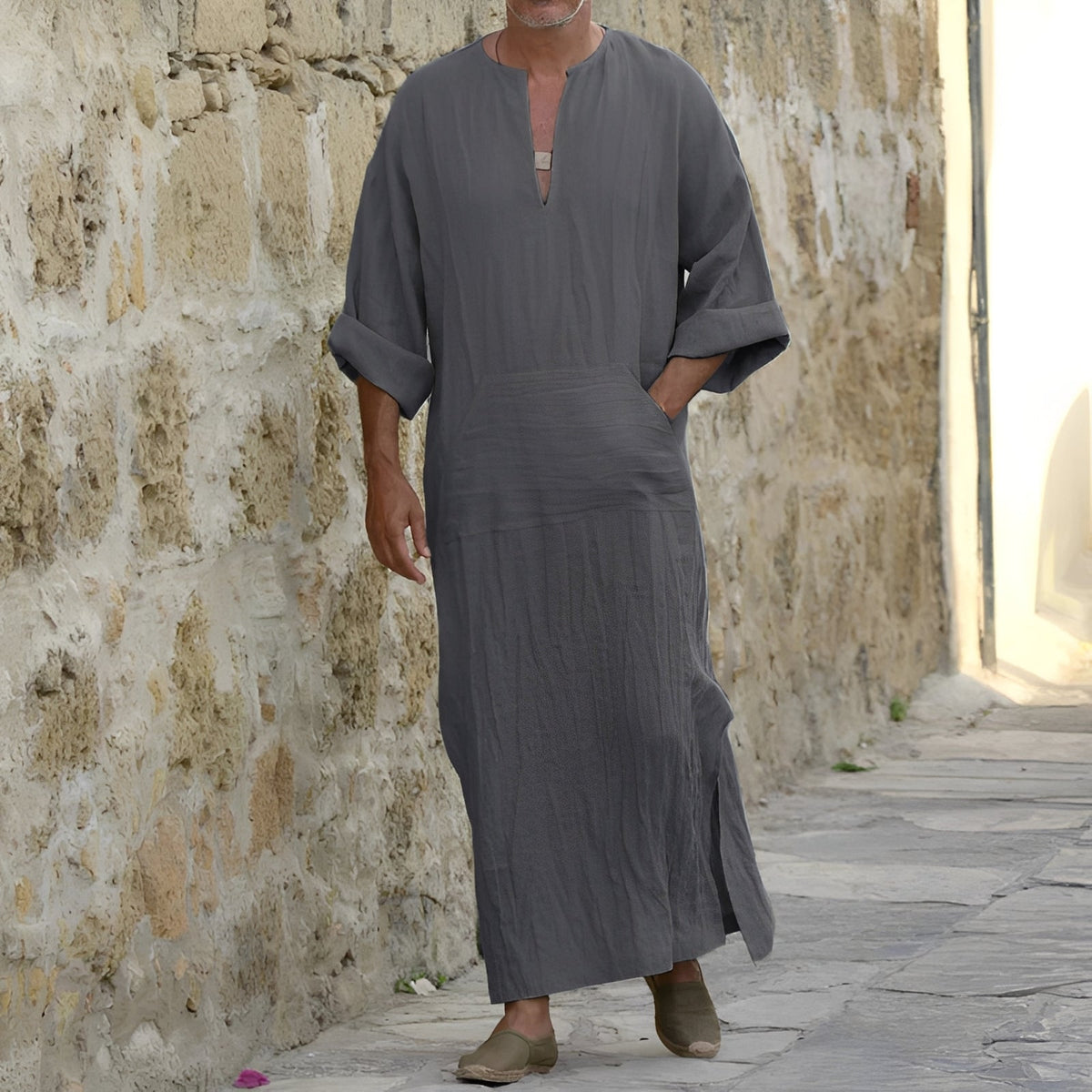 Robe Chemise Homme Longue et Minimaliste avec Fente Latérale Moderne