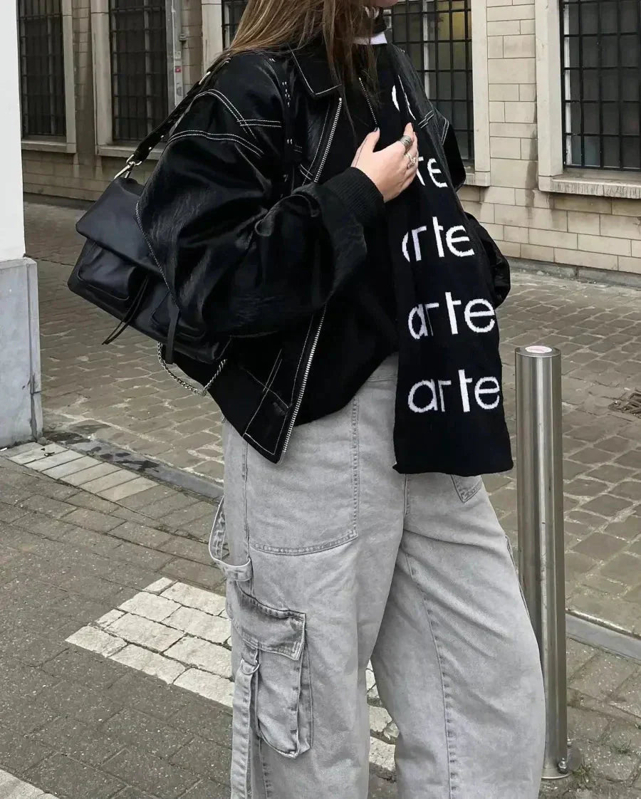 Sylviane | Veste Oversize Streetwear Zippée avec Col à Revers pour Femmes