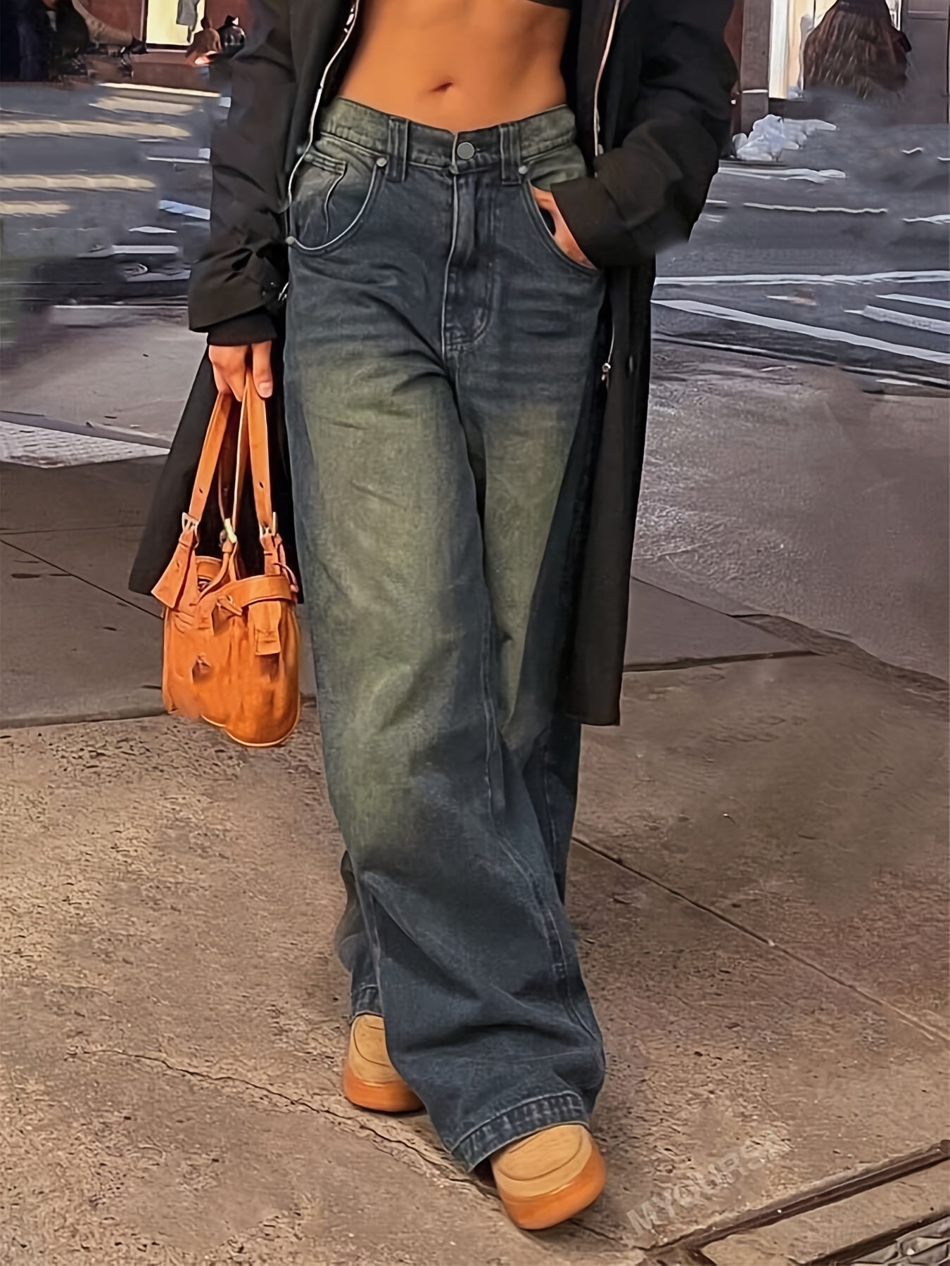 Suzette | Jean Baggy Femme Tendance Coupe Large avec Jambe Ample et Délavage Léger Bleu