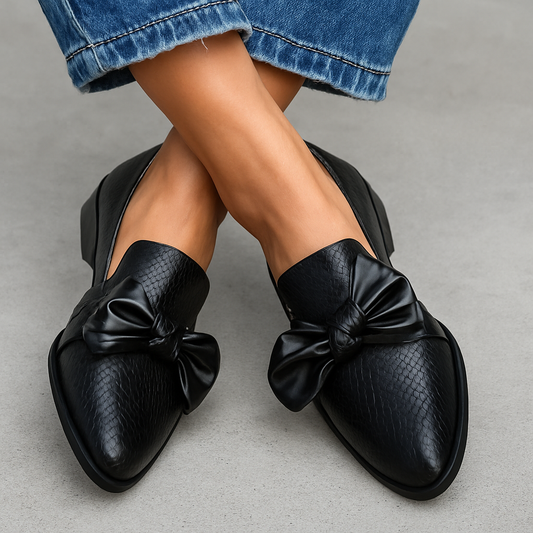 Colombe | Mocassins Noirs Féminins à Bout Pointu avec Nœud, Style Business Décontracté