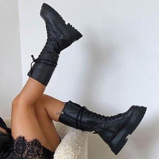Taïs | Bottes Hautes Femme Noires à Lacets avec Semelle Track