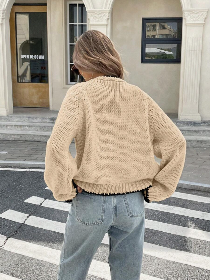 Tie-Front Knit Cardigan | Gilet Court en Maille avec Liens à Nouer & Finitions Contrastées