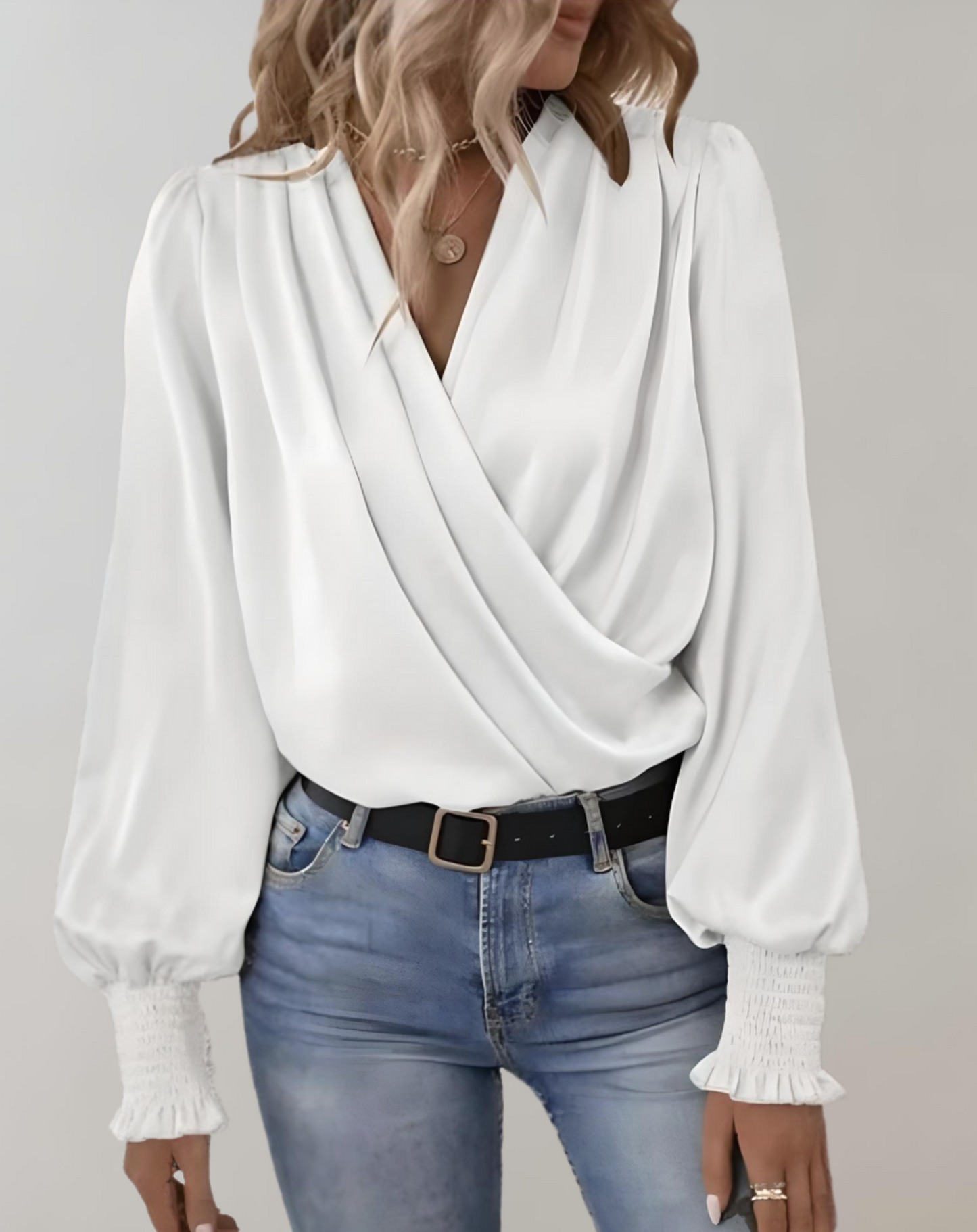 Evelyne | Blouse Femme à Col V, Fluide avec Manches Bouffantes