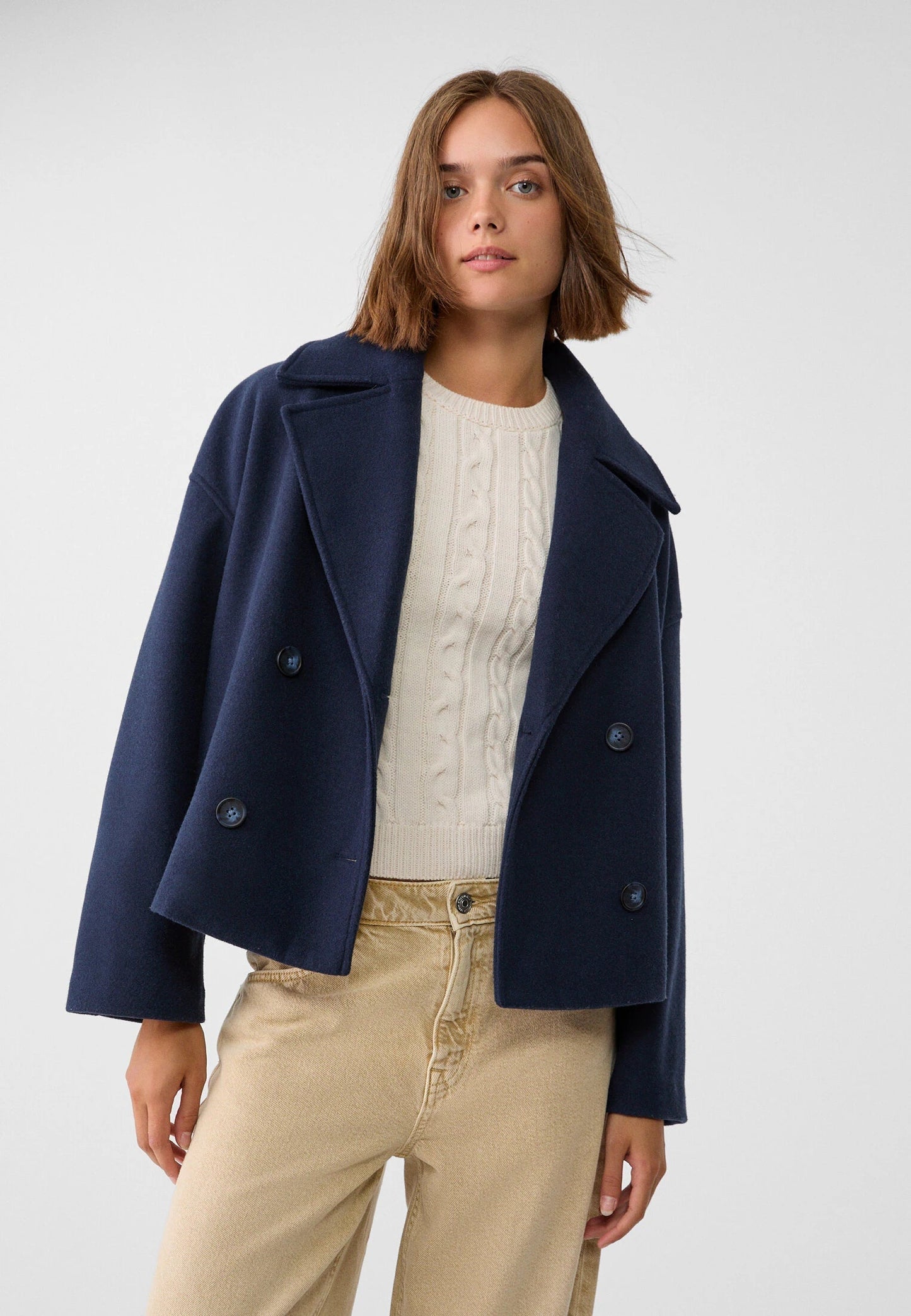 Nadélie | Manteau Court Femme Uni à Revers Larges et Boutonnage Croisé