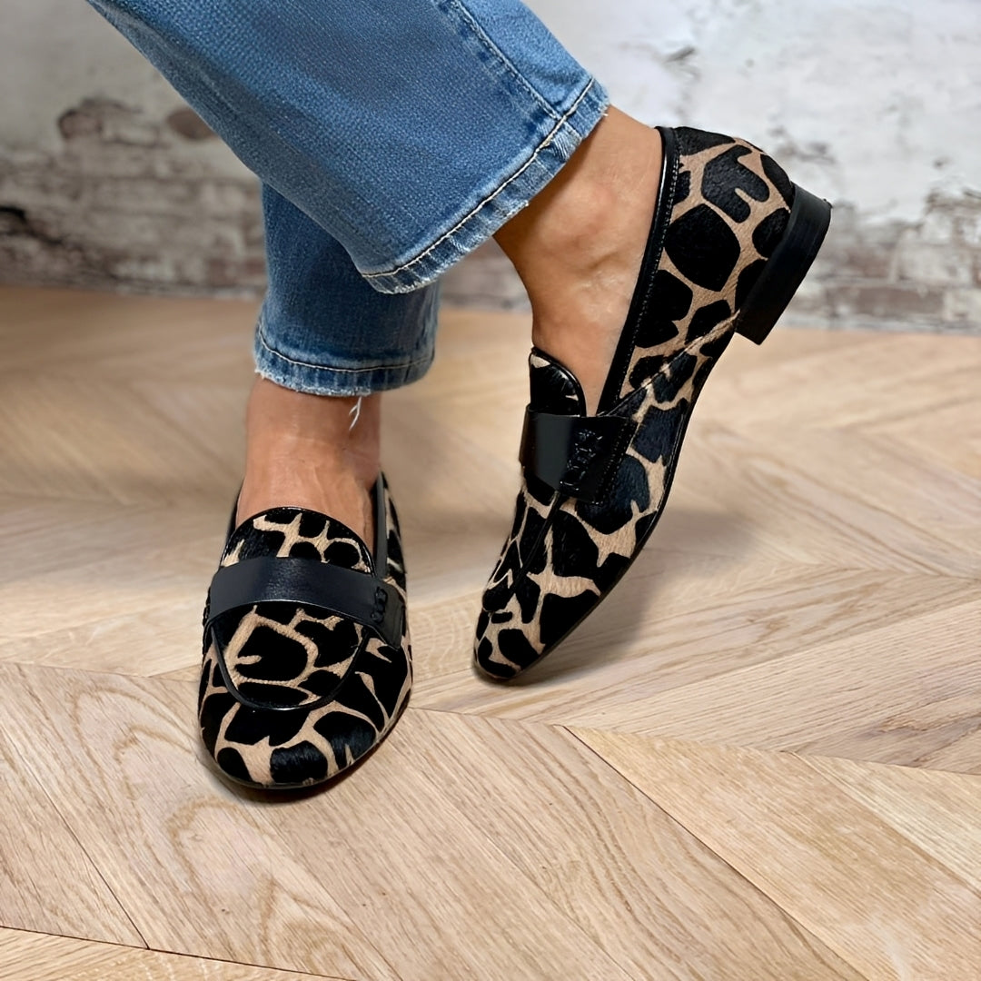 Loafers Femme Élégants à Motif Animal et Finitions Raffinées