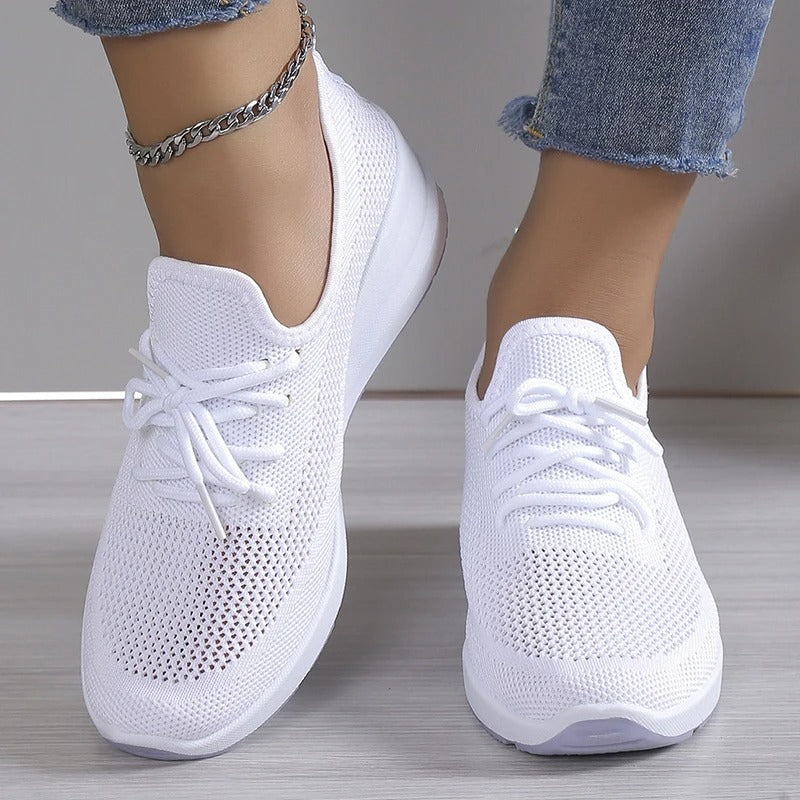 Emeline | Sneakers Orthopédiques Femme en Mesh Respirant à Lacets et Semelle Compensée