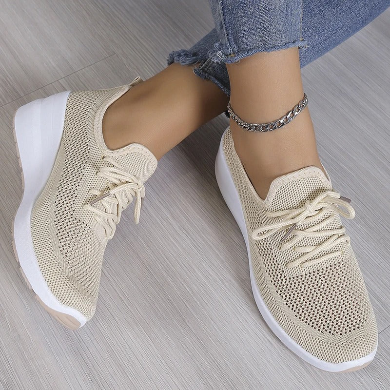 Emeline | Sneakers Orthopédiques Femme en Mesh Respirant à Lacets et Semelle Compensée