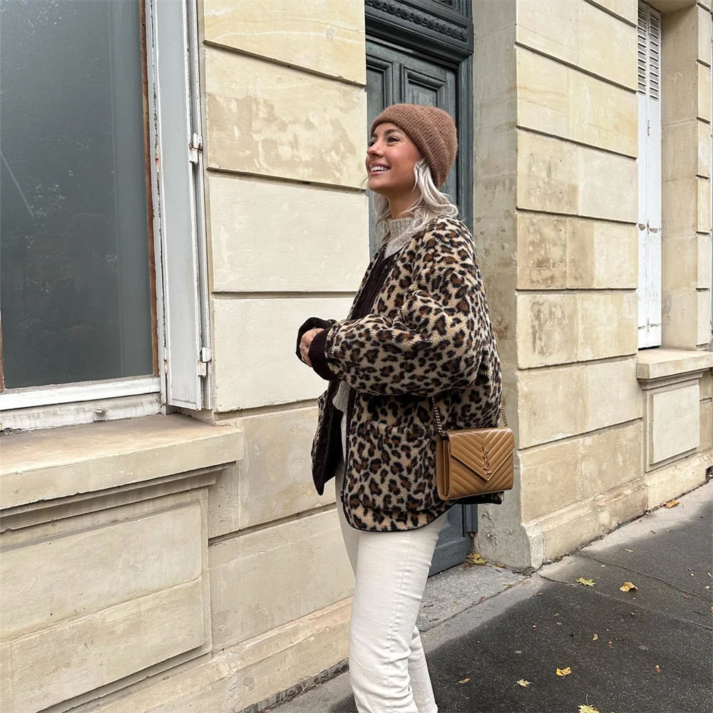 Florette | Veste d’Hiver Femme à Imprimé Léopard, Boutonnée et Coupe Large