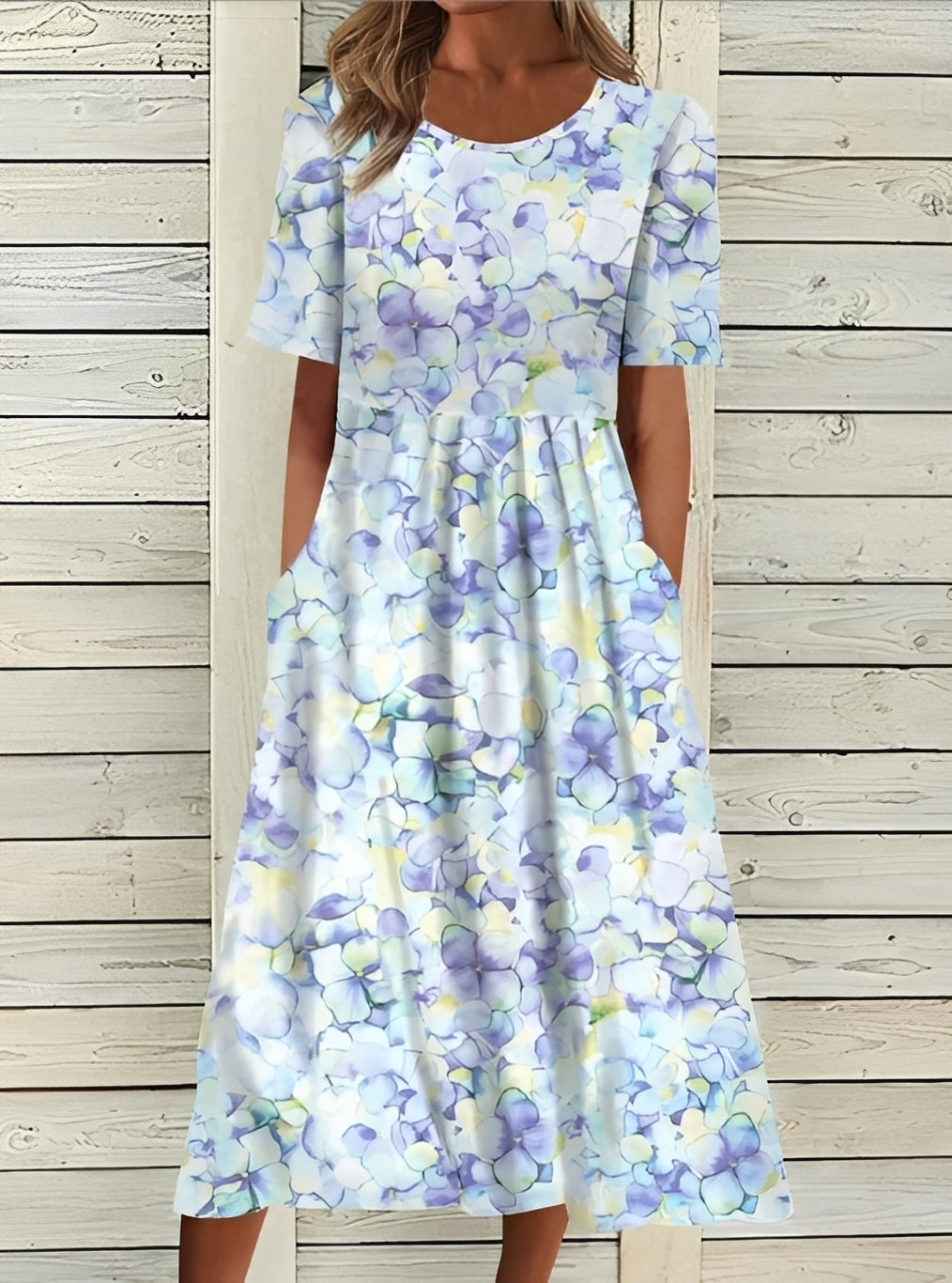 Robe Midi Femme Élégante à Motif Floral et Coupe Fluide