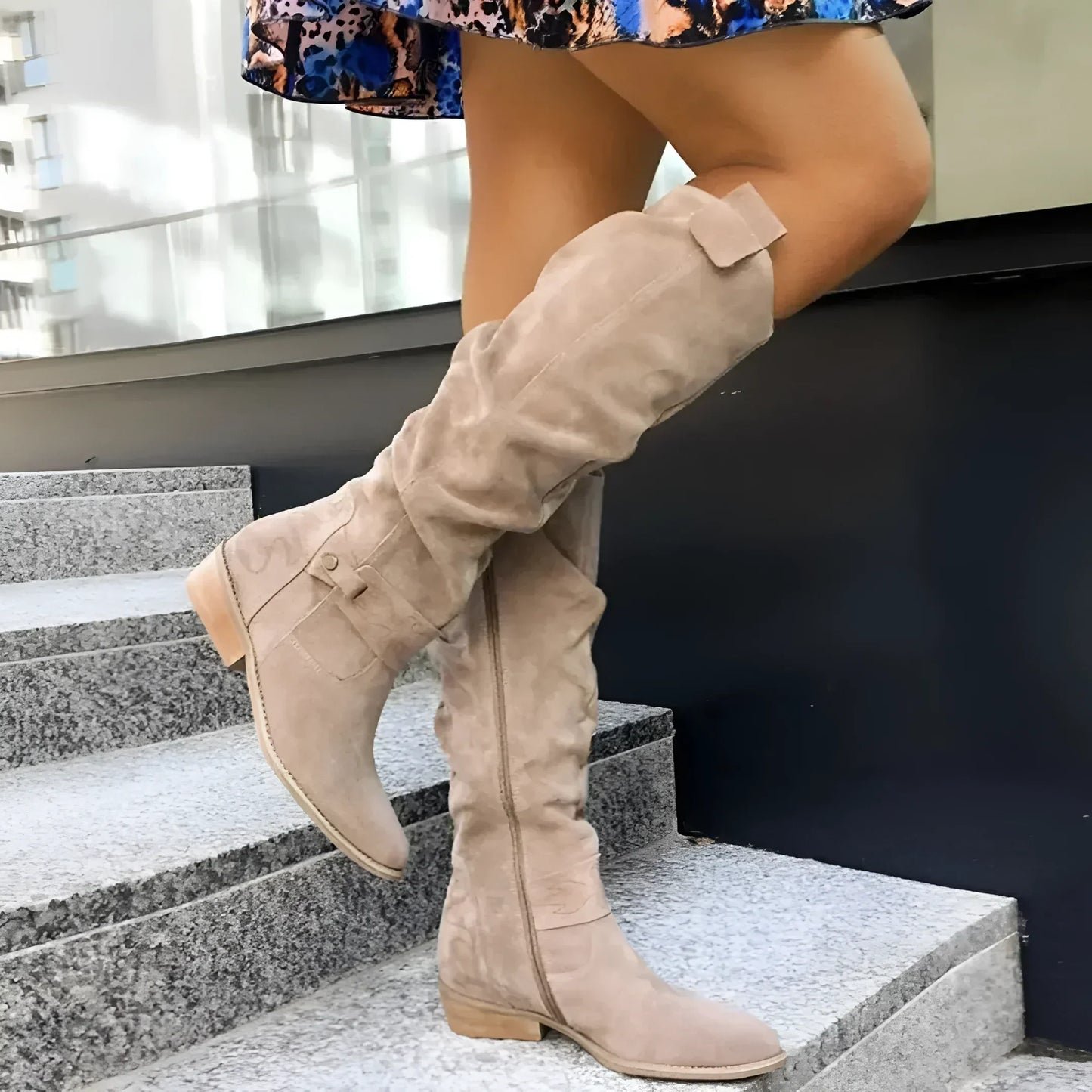 Séraphine | Bottines Femme Effet Cuir Hautes à Talon Bloc et Fermeture Latérale