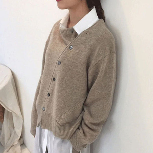 Harmonie | Cardigan Femme à Boutons Asymétriques en Maille