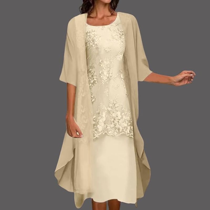 Robe fluide à design superposé avec sur-robe légère – Élégante, aérienne & raffinée