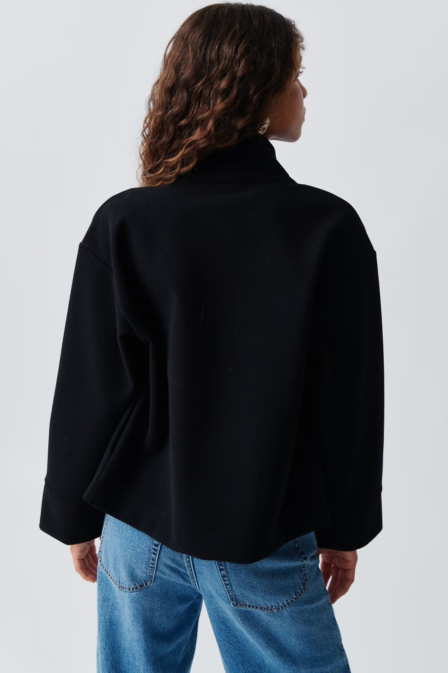 Veste Courte Élégante Femme | Minimaliste et Chic