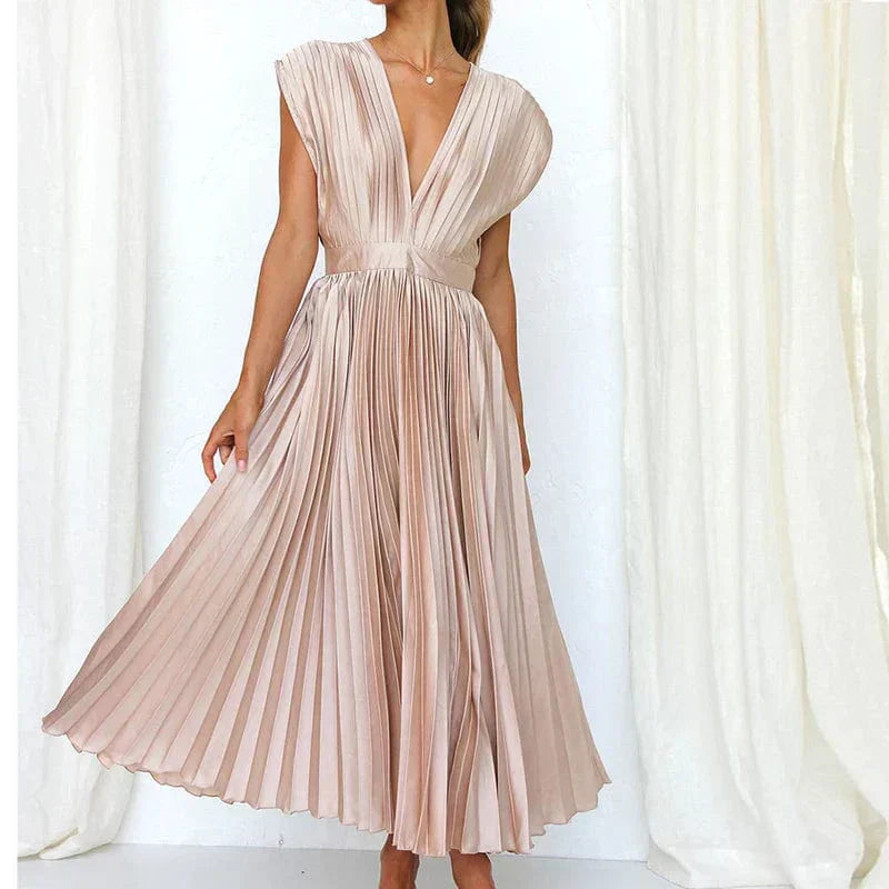 Robe plissée élégante à col V – Féminité, légèreté & élégance intemporelle