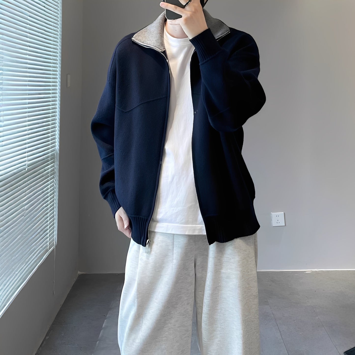 Cardigan Homme Zippé | Confort Moderne et Style Décontracté