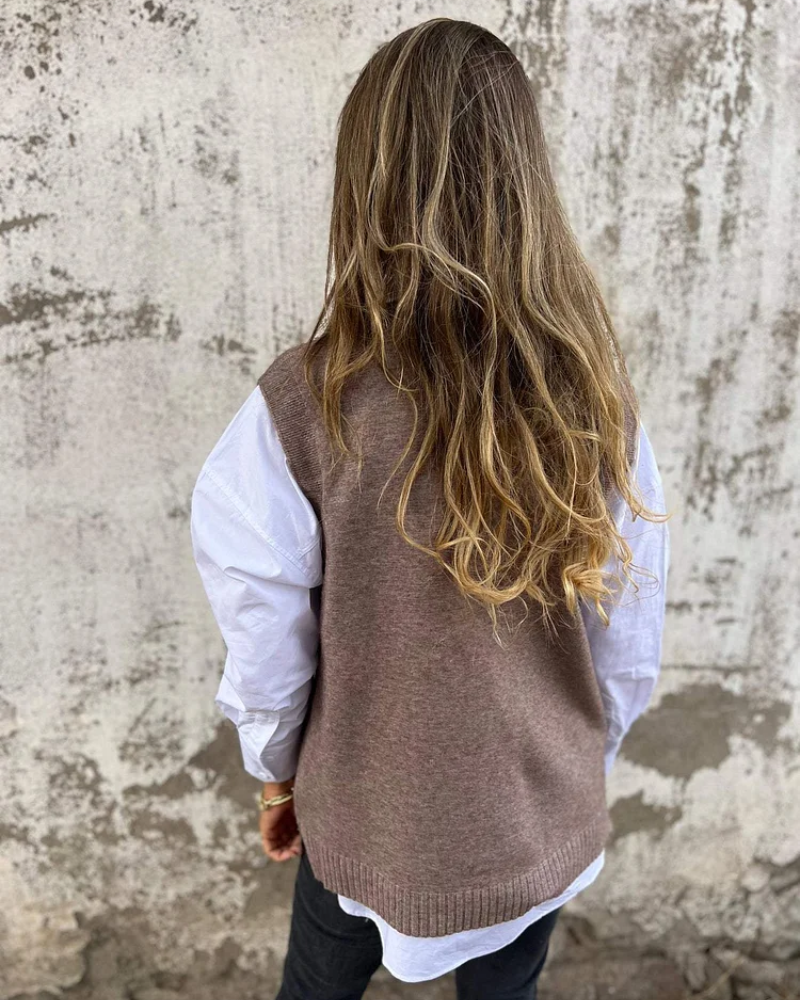 Esméralda | Gilet Femme Col V en Maille Chic