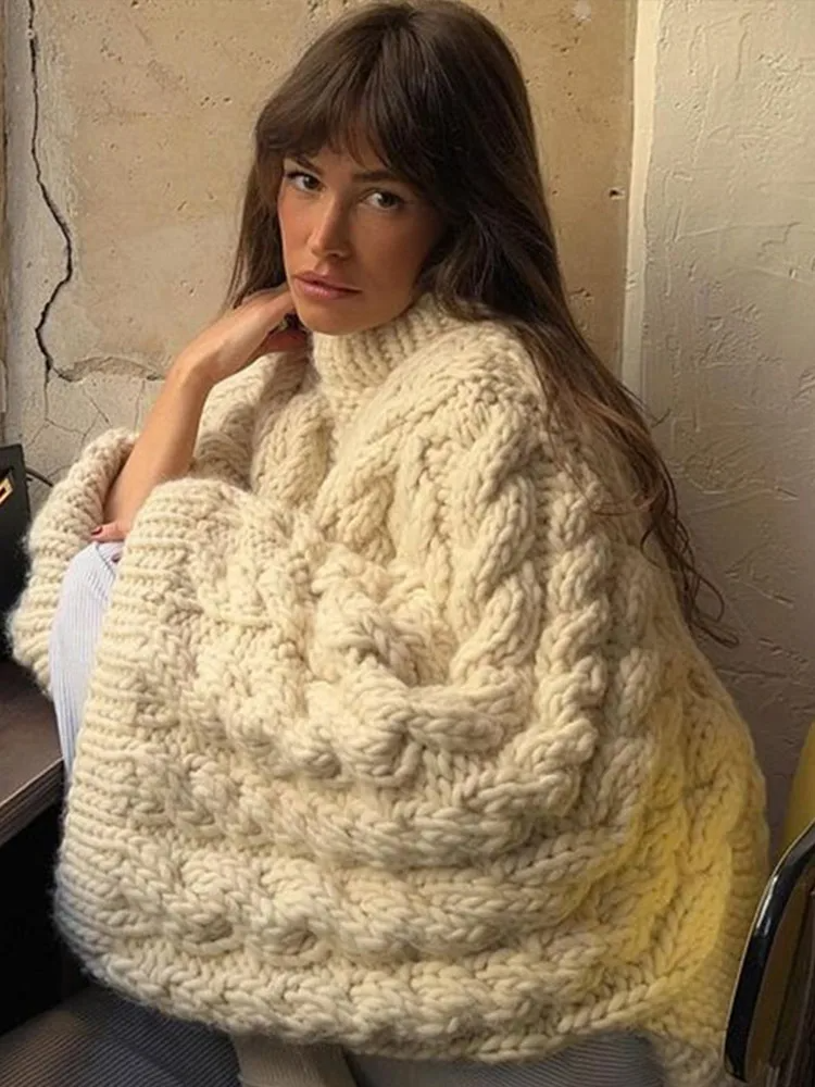 Coralie | Pull Femme Oversize en Maille Épais à Col Montant