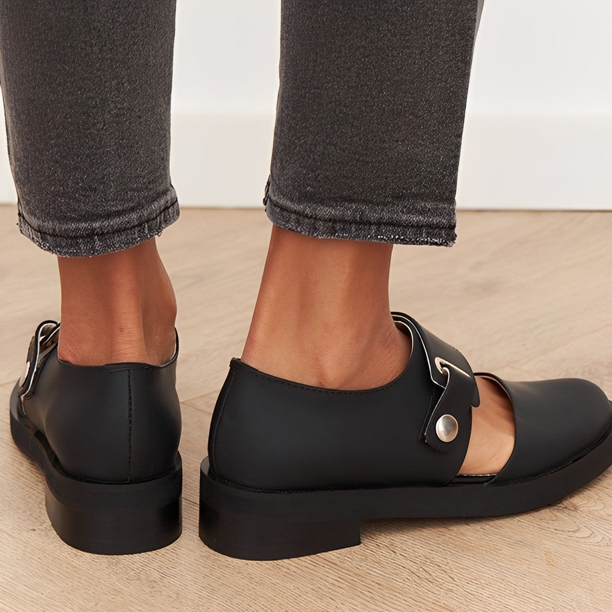 Chaussures Femme Mary Jane avec Boucle – Élégance Intemporelle et Confort Quotidien