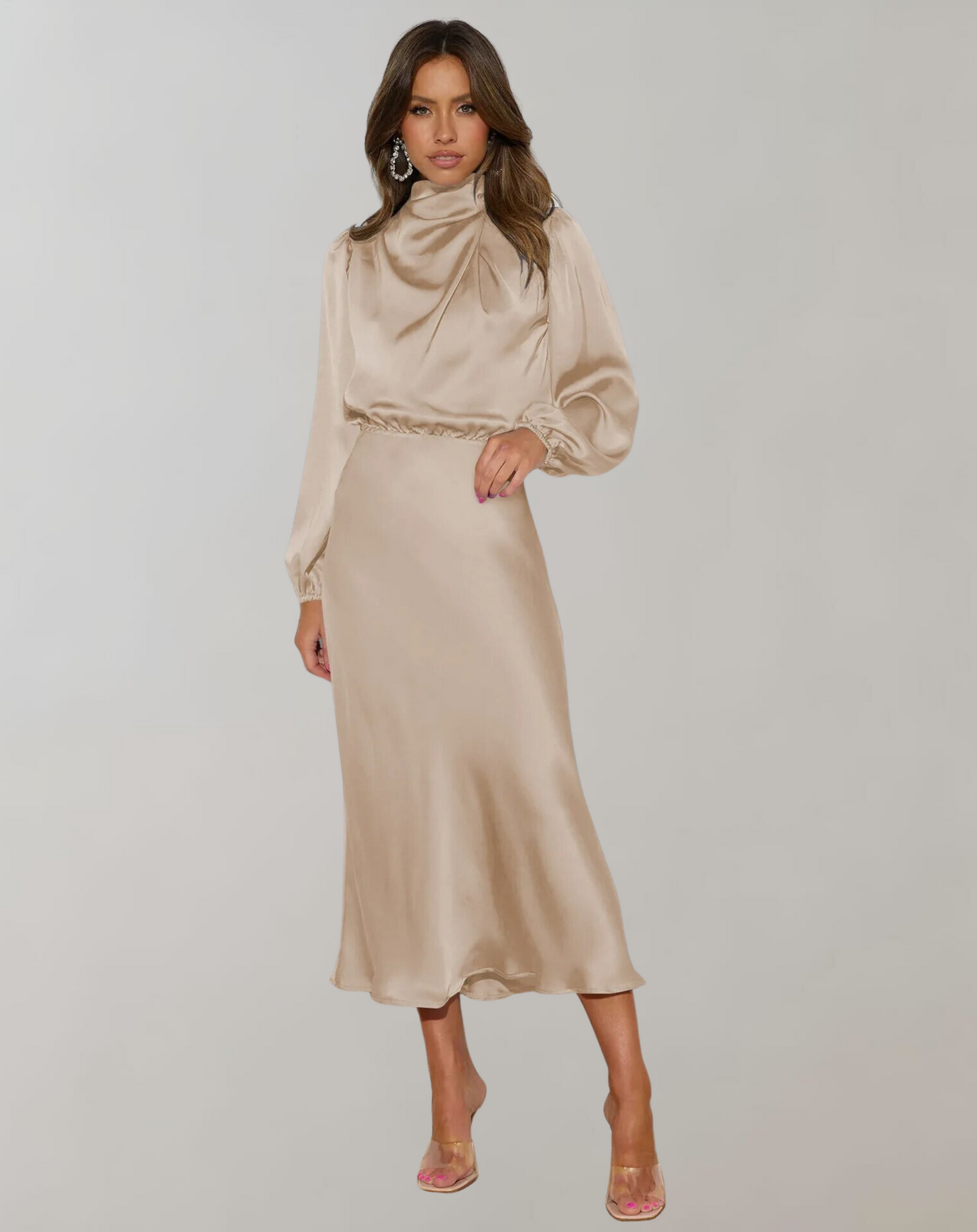 Justine | Robe de Soirée Satinée à Manches Bouffantes et Col Montant
