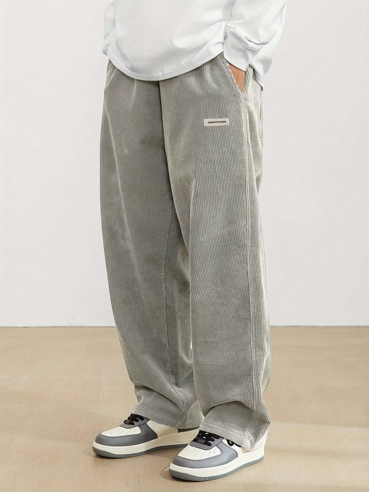 Pantalon en velours côtelé à coupe ample – Tendance, confortable & urbain