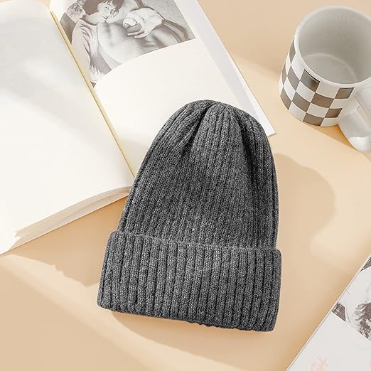 Bonnet en Maille Côtelée pour Femme | Chaleur et Style Moderne