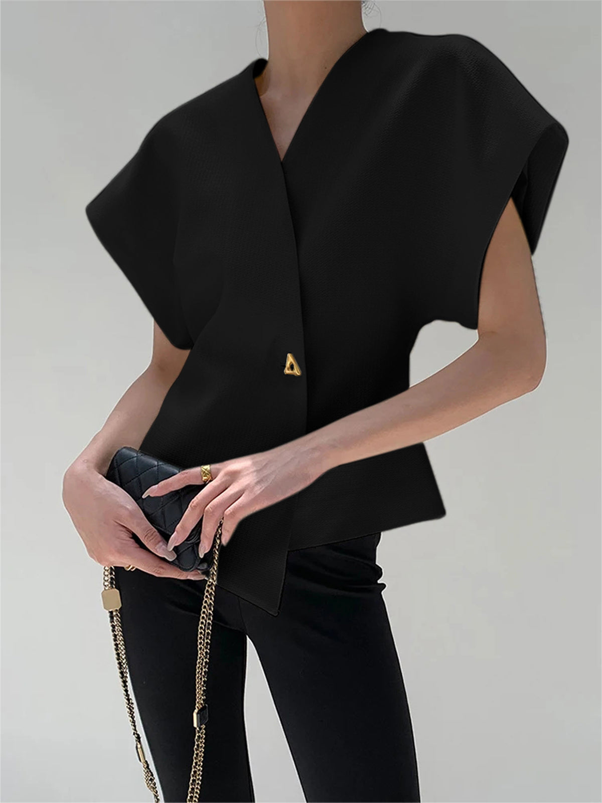 Blouse Élégante à Col V – Style Classique & Polyvalent