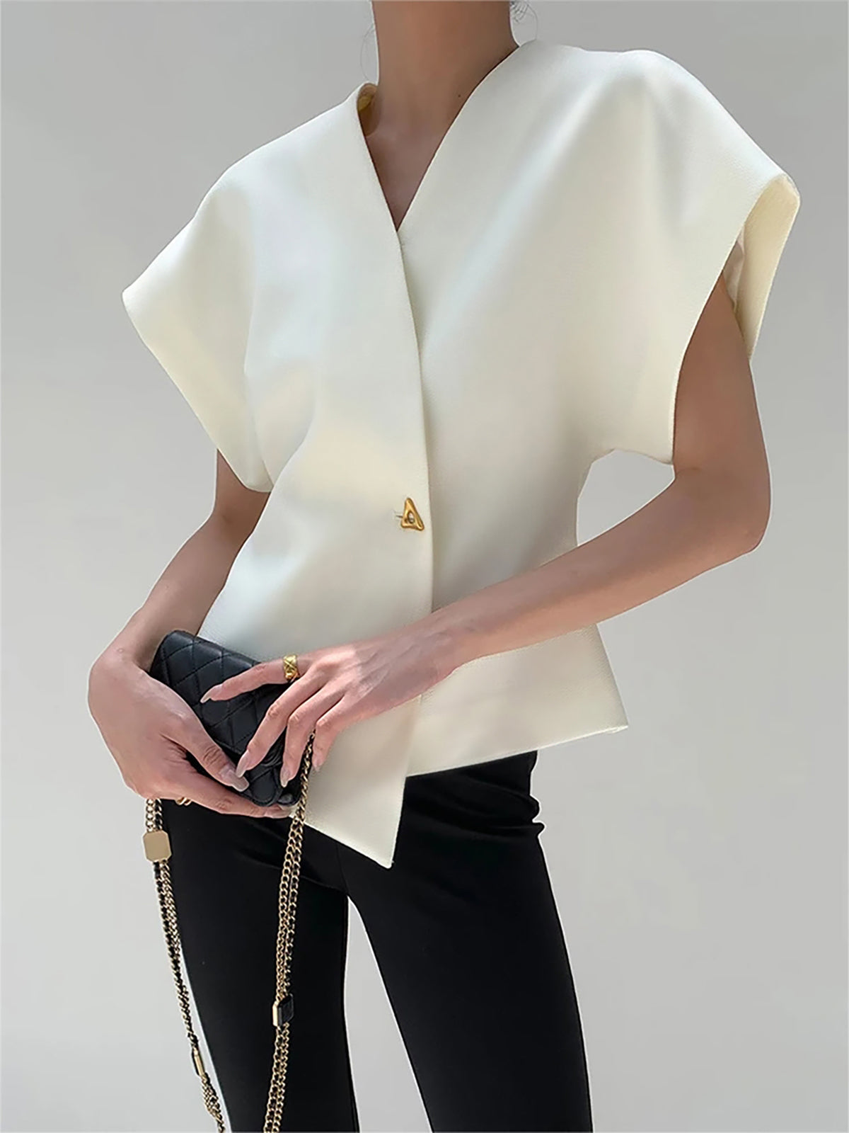 Blouse Élégante à Col V – Style Classique & Polyvalent