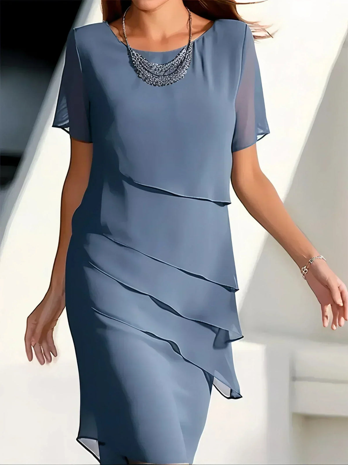 Robe élégante à volants superposés – Légèreté, féminité & raffinement moderne