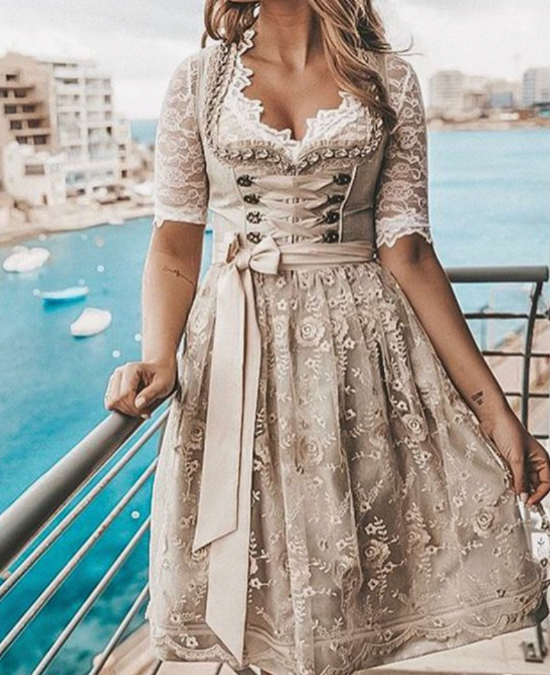 Dirndl Traditionnel Allemand Heidi-Mode – Robe avec Corset Lacé et Blouse en Dentelle