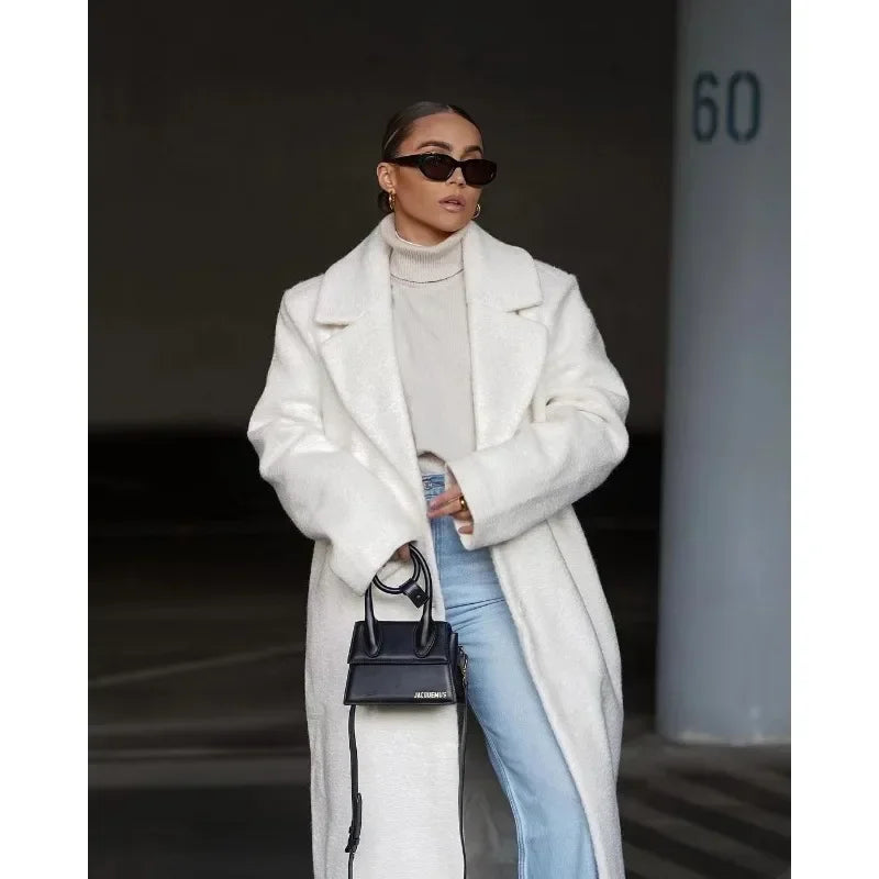 Josée | Manteau Long Femme en Laine avec Col Classique