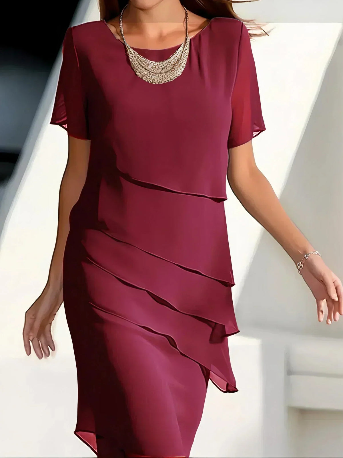 Robe élégante à volants superposés – Légèreté, féminité & raffinement moderne