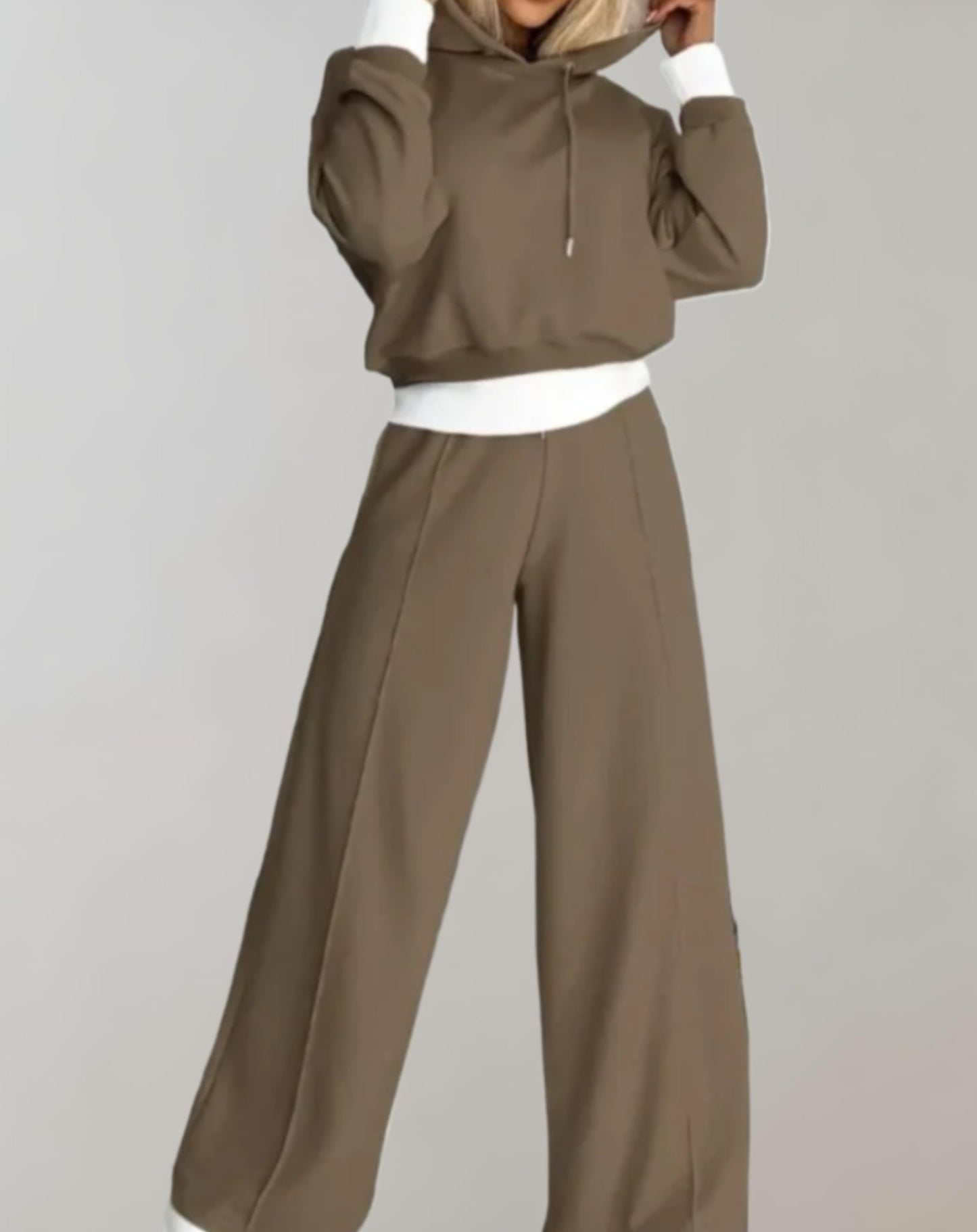 Ensemble Sweat à Capuche & Pantalon Large Femme | Confort et Style Sportif