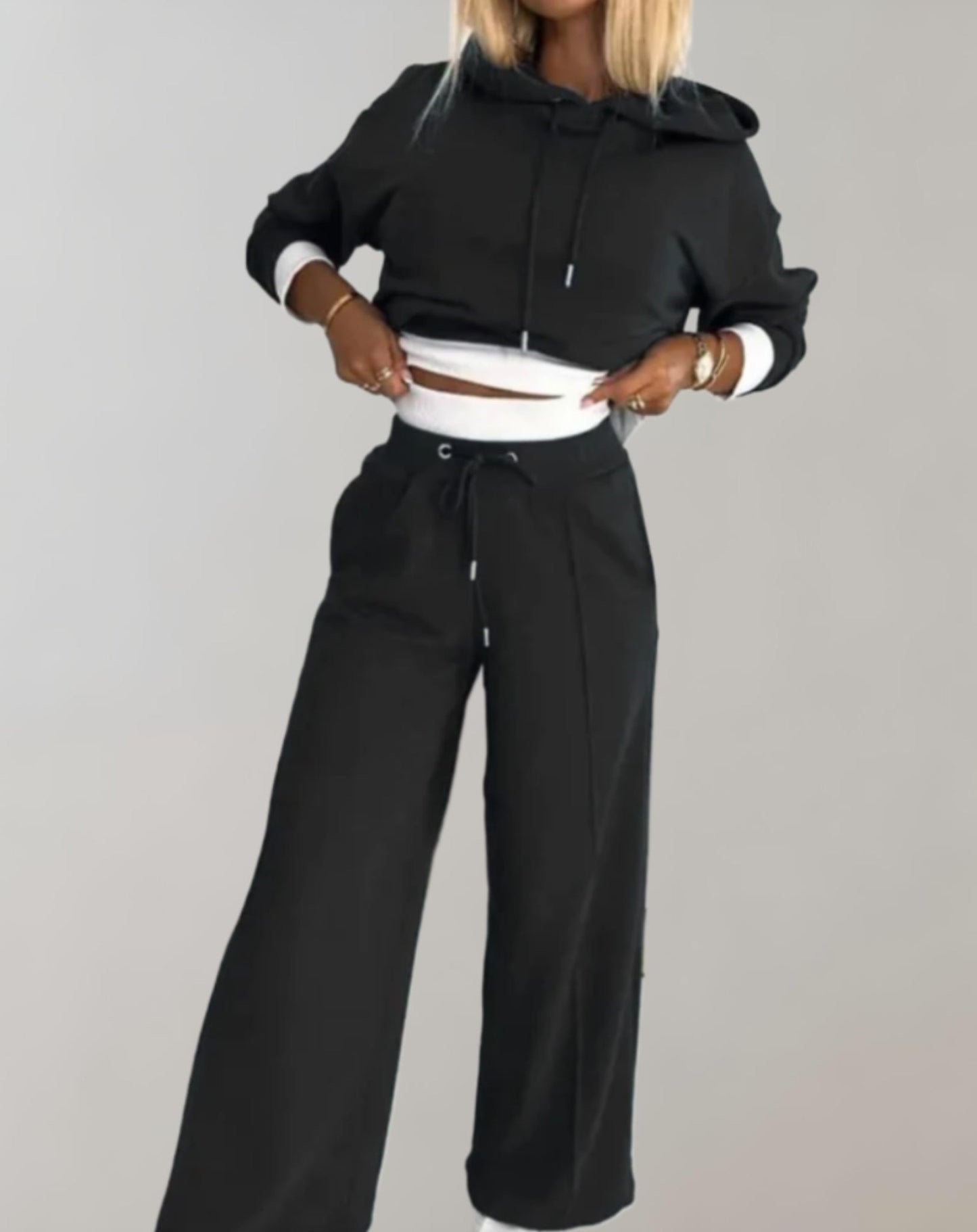 Ensemble Sweat à Capuche & Pantalon Large Femme | Confort et Style Sportif