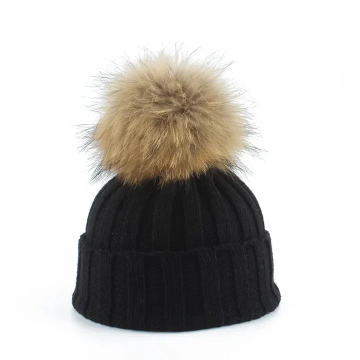 Bonnet Femme avec Pompon | Tricot Doux & Forme Ajustée