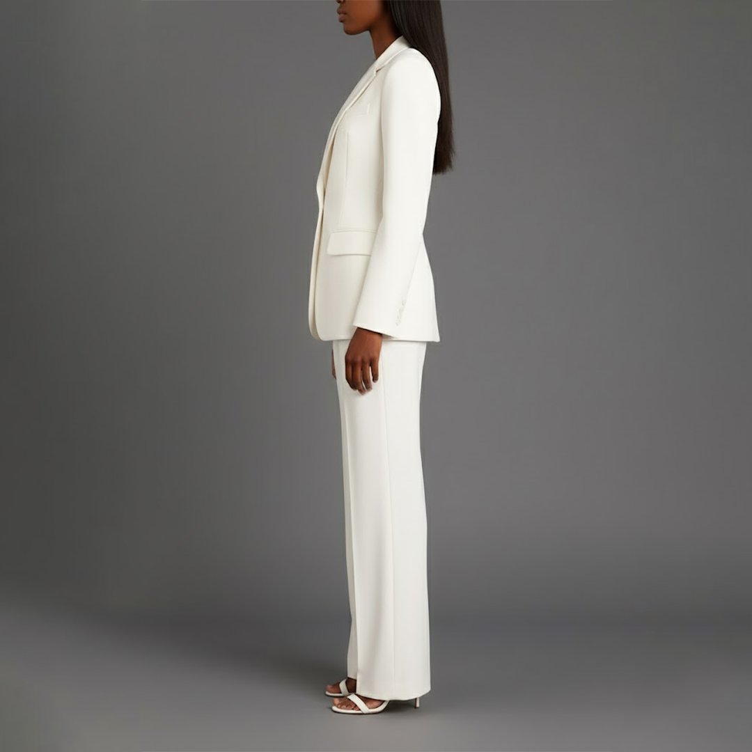 Ensemble tailleur pantalon cintré – Élégant, affirmé & intemporel