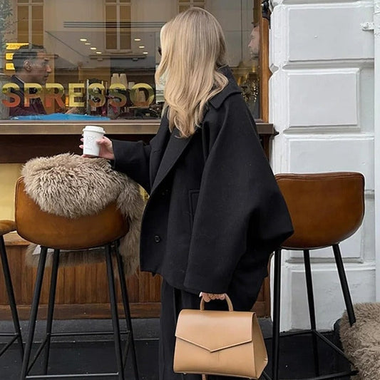 Irina | Veste Femme Oversize Couleur Unie avec Col à Revers et Boutons Frontau