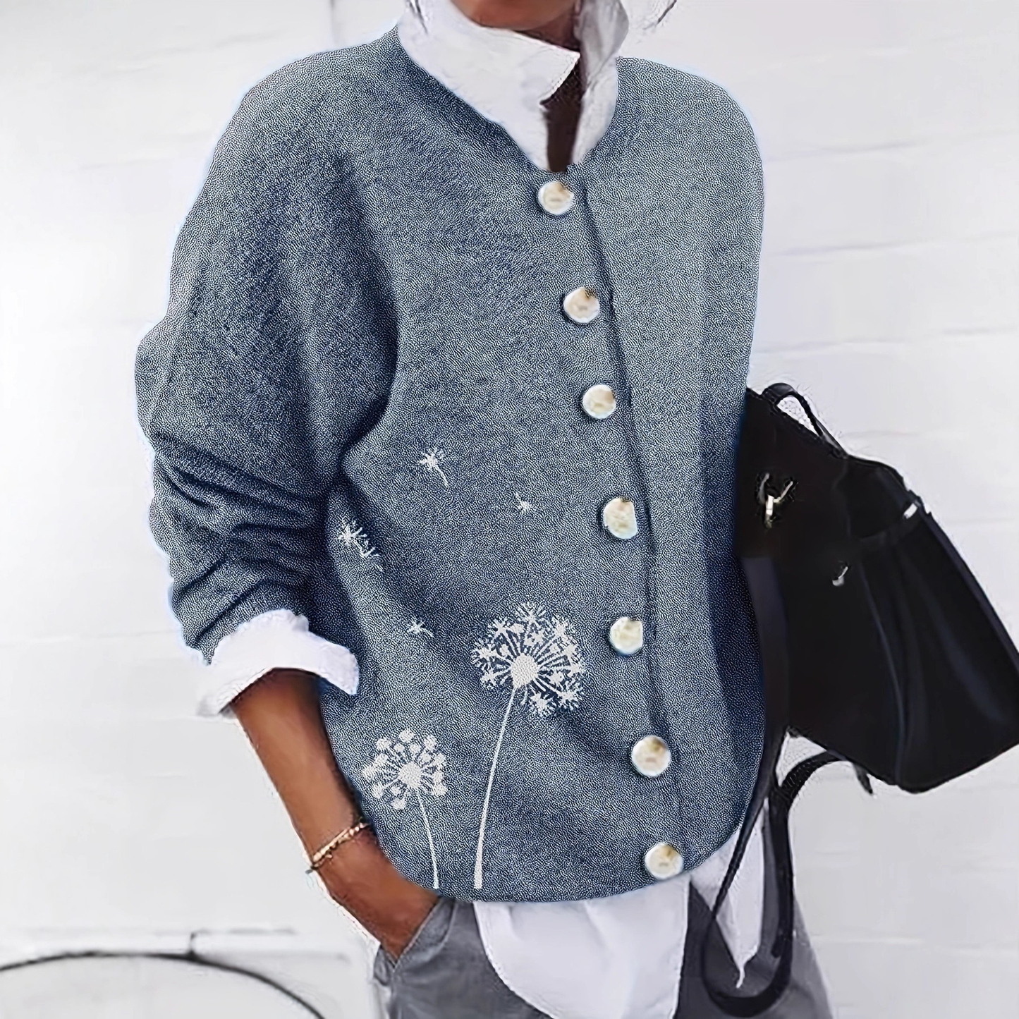 Cardigan Femme Imprimé Pissenlit | Gilet Boutonné pour un Style Naturel et Raffiné
