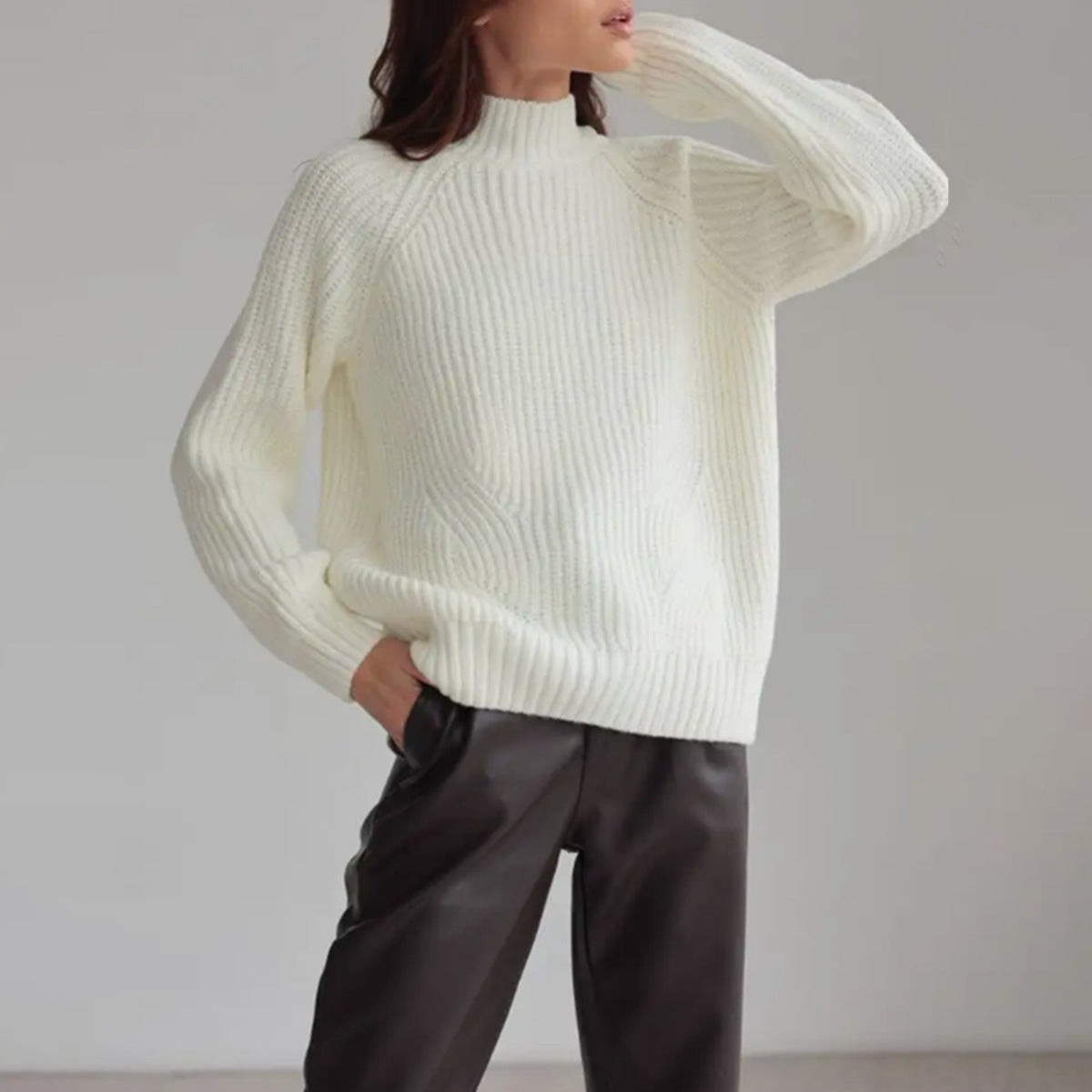 Corentine | Pull Femme Col Roulé, Loose Fit en Maille avec Manches Raglan et Structure Côtelée