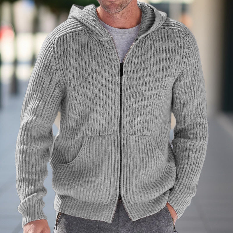 Cardigan Homme à Capuche avec Design Structuré