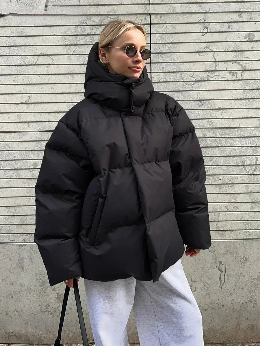 Stéphanie | Veste Oversize Femme Hiver Épaisse, Rembourrée avec Capuche et Fermeture Zippée