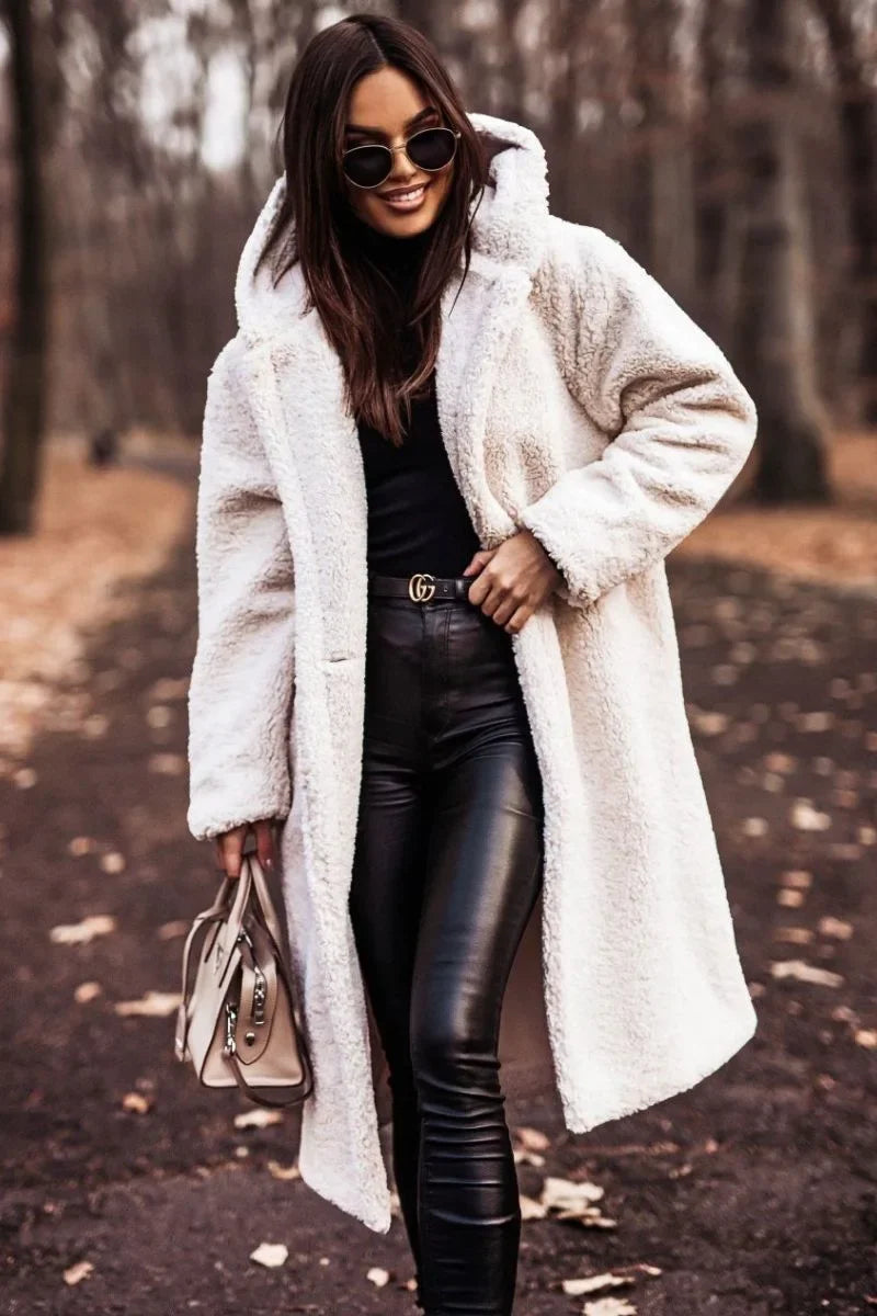 Gala | Manteau Long Femme en Peluche avec Capuche