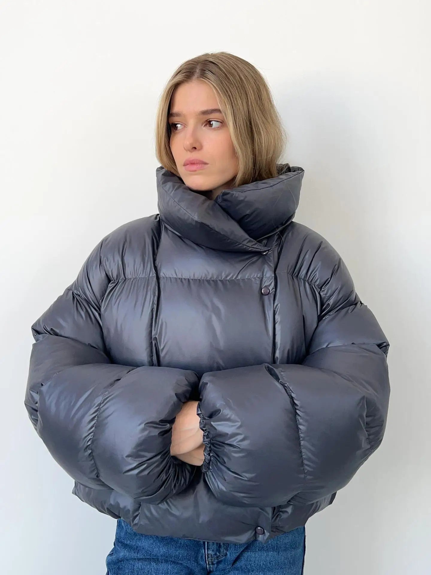 Short Puffer Jacket Femme | Veste Matelassée à Capuche pour Style Urbain et Confort Chaleureux