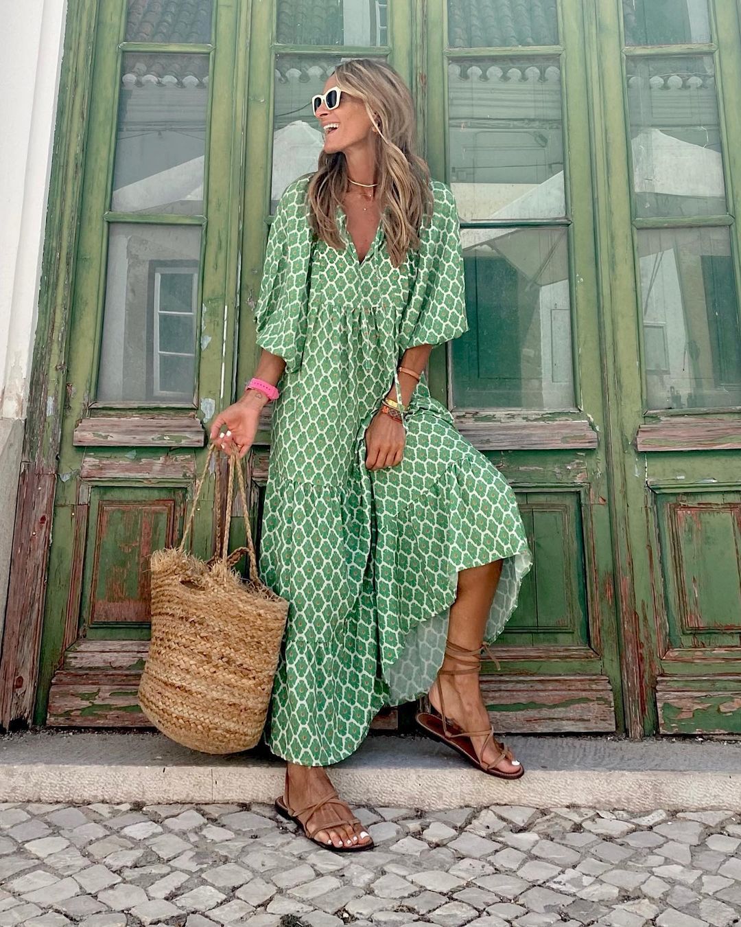 Robe Maxi Élégante – Style Intemporel & Silhouette Fluide