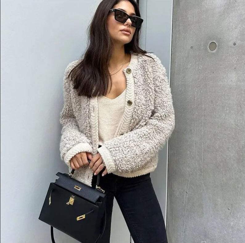 Overshirt Femme Style Teddy – Confort et Style pour Toutes les Occasions