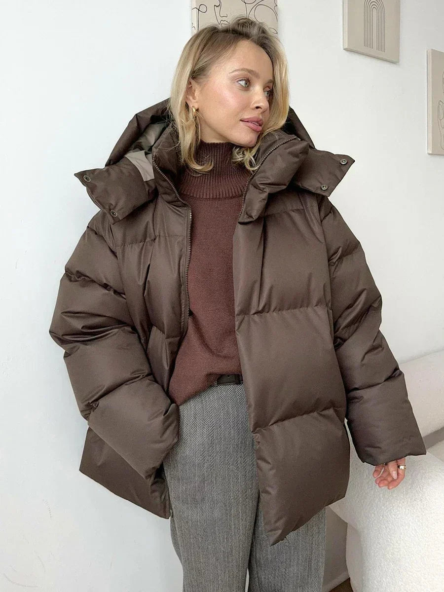 Stéphanie | Veste Oversize Femme Hiver Épaisse, Rembourrée avec Capuche et Fermeture Zippée