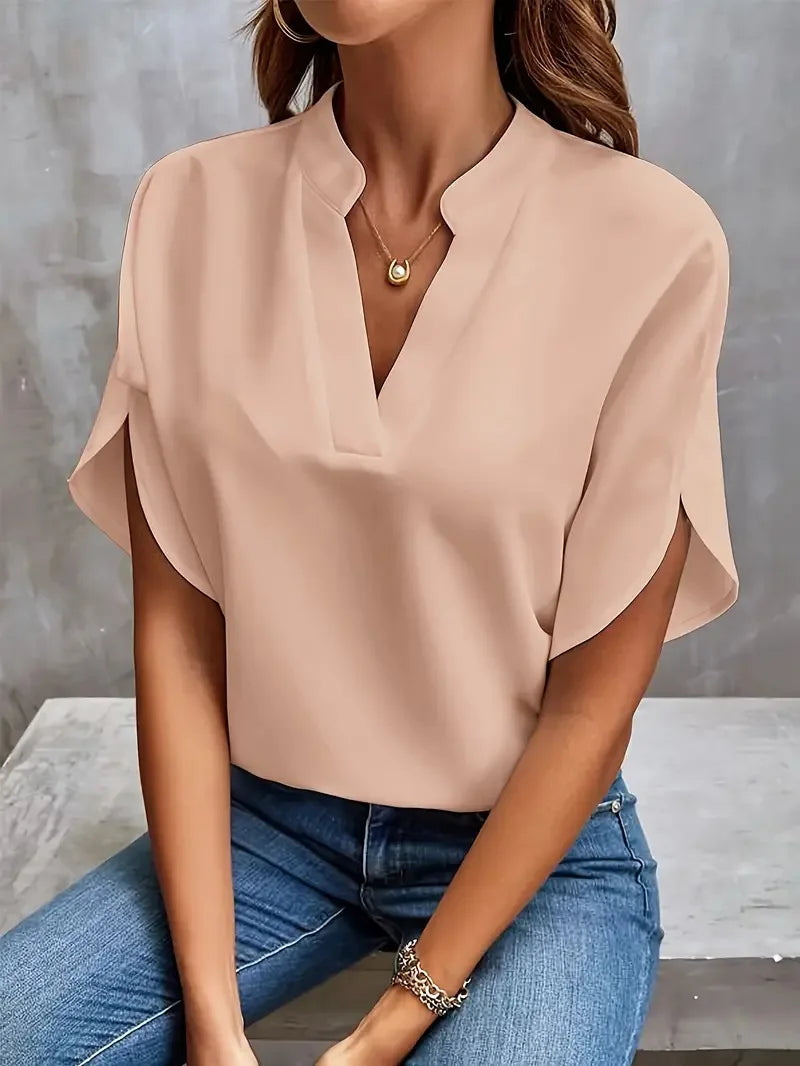 Blouse Élégante pour Femmes avec Col en V – Style Intemporel & Légèreté Féminine