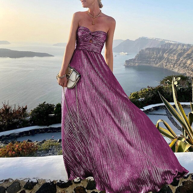 Robe longue plissée sans bretelles – Élégance, légèreté & féminité estivale