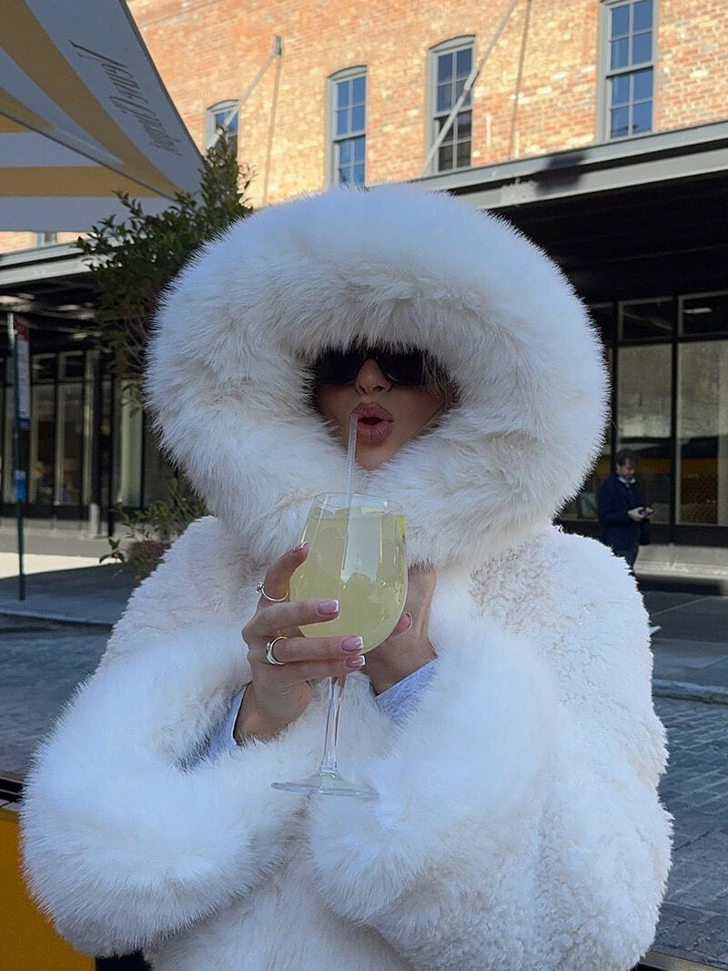 Veste oversize en fausse fourrure pour femme avec capuche XXL | Chaleur hivernale & style street