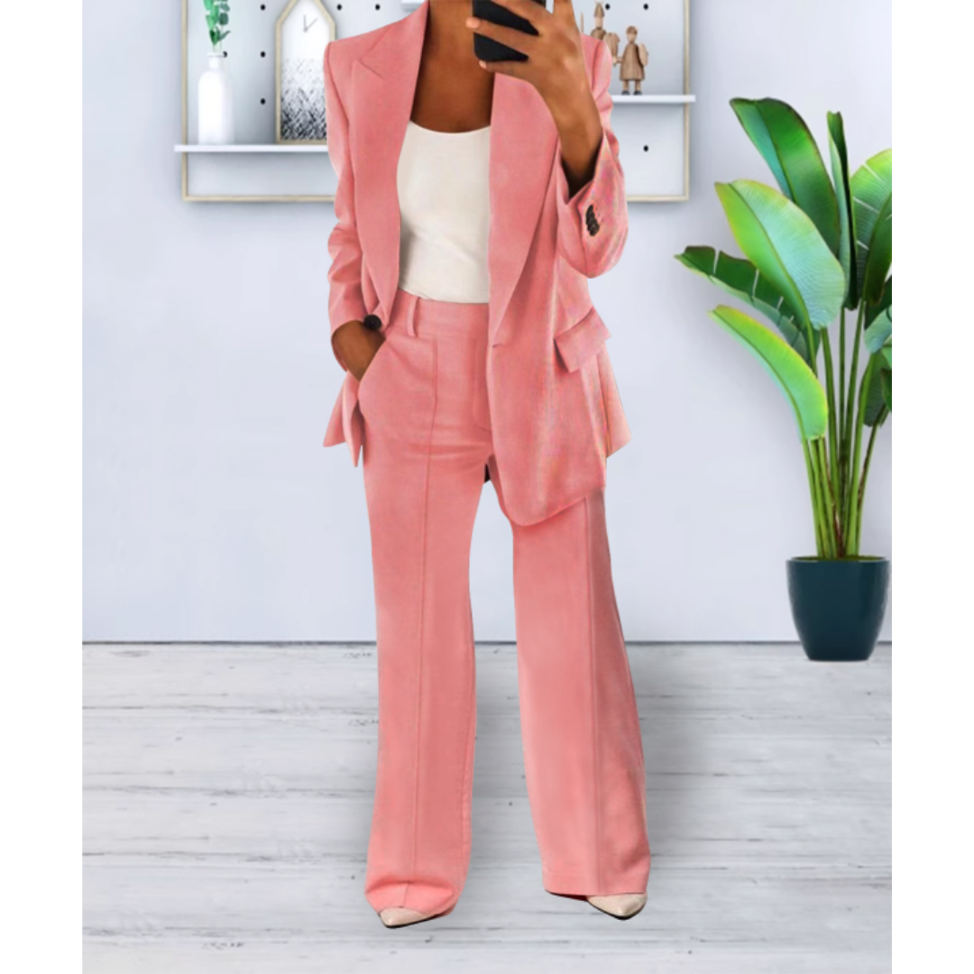 Ensemble tailleur pantalon structuré – Élégant, moderne & polyvalent