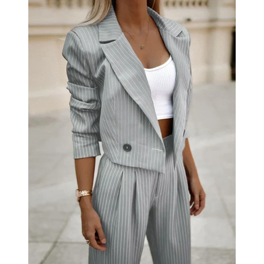 Mirella | Ensemble Femme Élégant à Rayures : Blazer Court & Pantalon Large Taille Haute